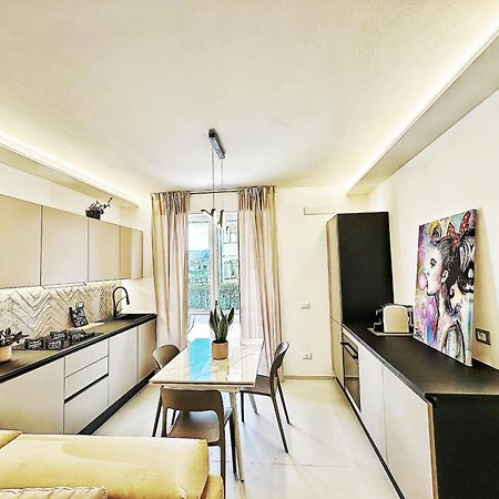 Garden Apartment อาเรซโซ ภายนอก รูปภาพ